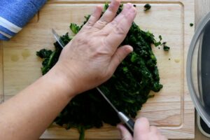 Gnudi ricotta épinards - Hachez grossièrement les épinards