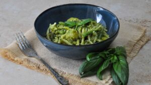 Le Pesto Classique avec Trofie, Haricots Verts et Pommes de Terre - Servez