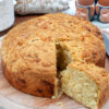Pain au fromage italien traditionnel - Crescia - En-tête