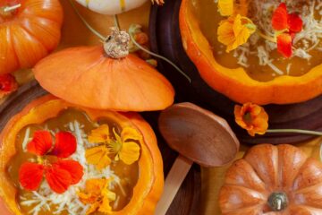 Soupe de potiron rôti aux fleurs comestibles - En-tête