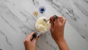 Dessert Mont-Blanc - Mélange du vinaigre et fécule