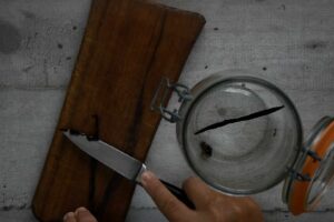 Liqueur de chocolat maison crémeuse, sans produits laitiers et de longue conservation - Grattez la gousse de vanille