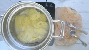 Nids de spaghetti maison - Cuire brièvement les pâtes