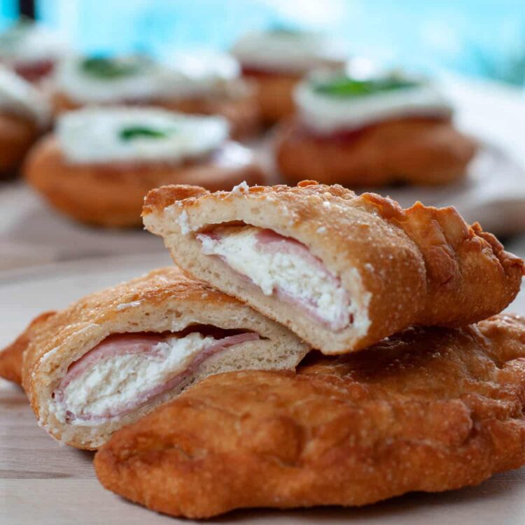 Panzerotto, calzone frit - en-tête
