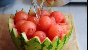 Pastèque gélifiée (Anguria gelatinata) - Verser la gélatine sur pastèque