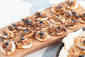 Pissaladière niçoise - Mini pissaladières cuites au four