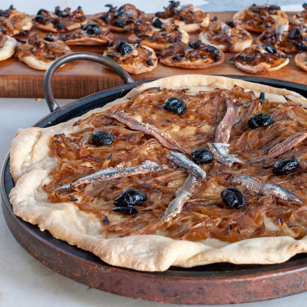Pissaladière niçoise - en-tête