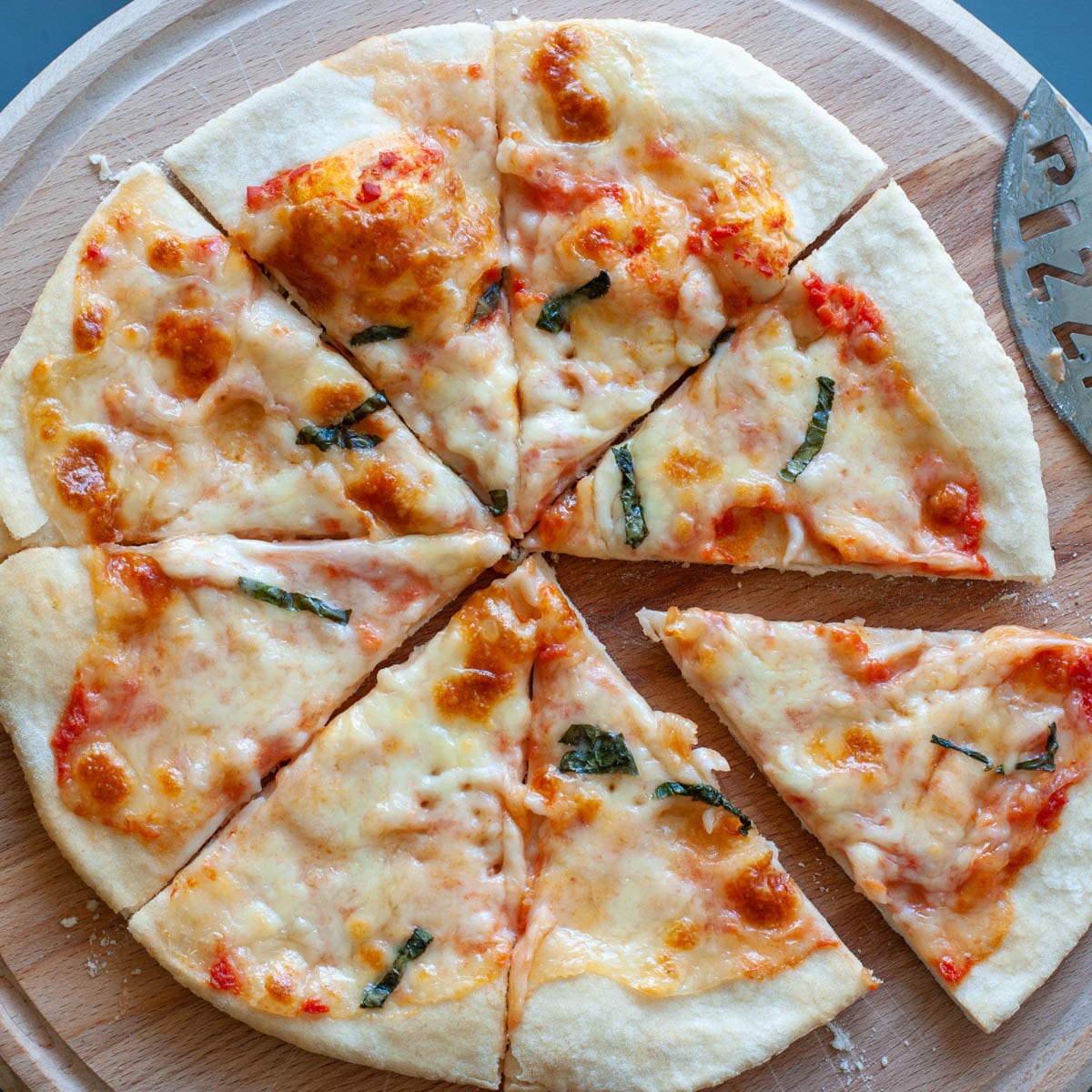 Pizza napolitaine - en-tête