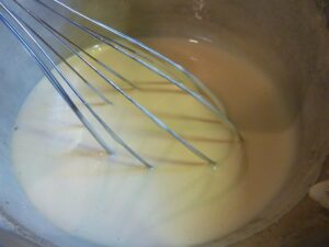 Recette de génoise pour roulé suisse - Mélange formant un ruban