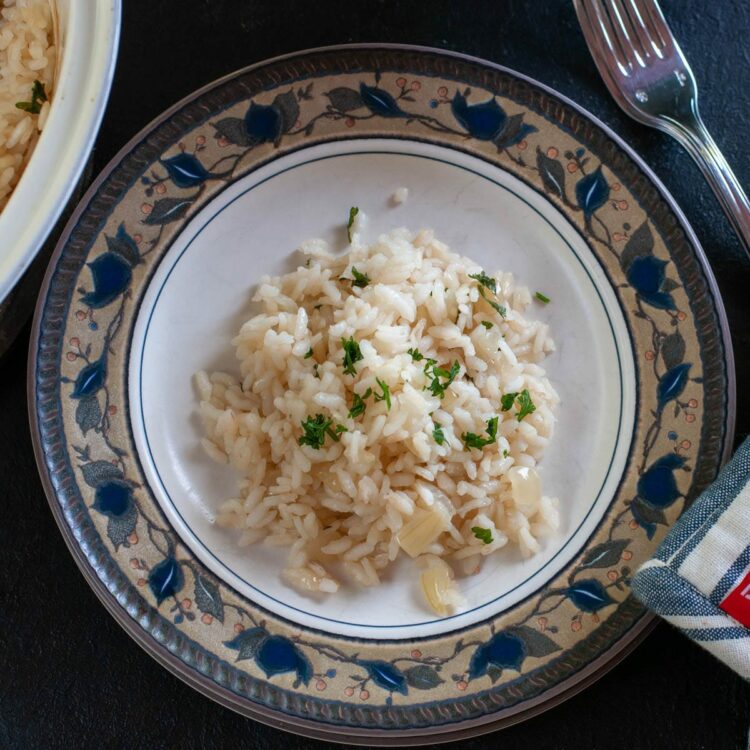 Recette facile de riz pilaf au four (4 ingrédients) - en-tête