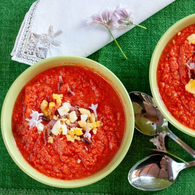 Soupe fraîche de tomates, salmorejo - en-tête