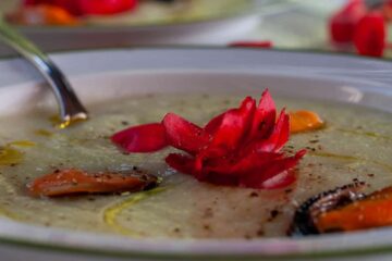 Soupe italienne de chayote aux moules - en-tête