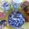 Violettes confites maison - en-tête